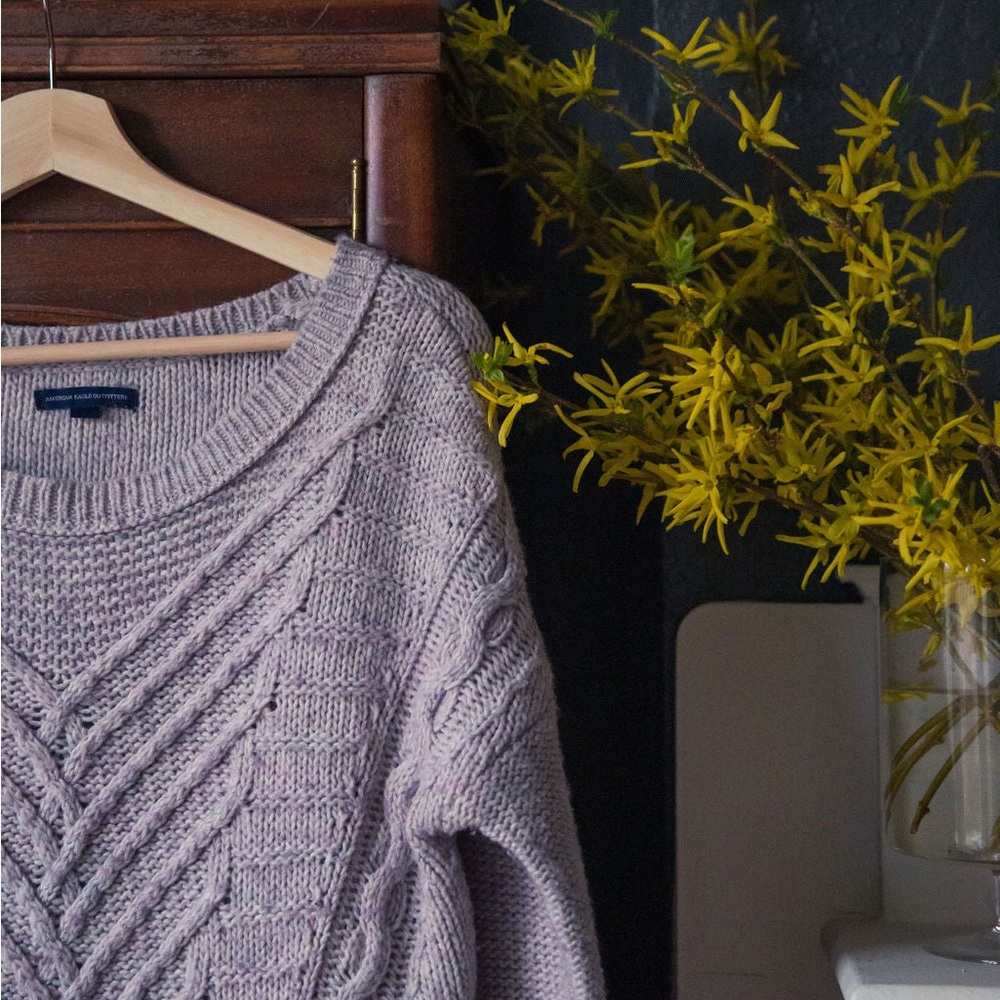 American Eagle Lavender Cozy Cable Knit Sweater in Lavender Size Small